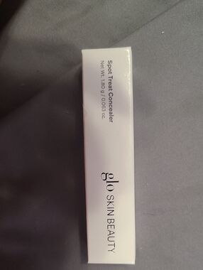 Glo Skin Beauty Spot Treat Concealer - White